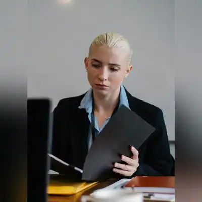 纪萱